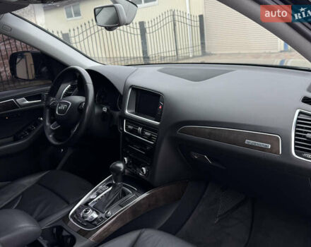 Чорний Ауді Ку 5, об'ємом двигуна 2 л та пробігом 160 тис. км за 15000 $, фото 54 на Automoto.ua