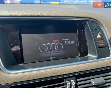 Черный Ауди Ку 5, объемом двигателя 2 л и пробегом 187 тыс. км за 20000 $, фото 15 на Automoto.ua