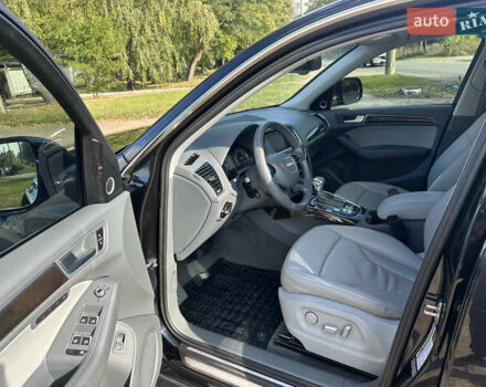 Черный Ауди Ку 5, объемом двигателя 2 л и пробегом 219 тыс. км за 14500 $, фото 12 на Automoto.ua