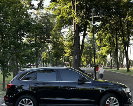 Черный Ауди Ку 5, объемом двигателя 1.97 л и пробегом 240 тыс. км за 21500 $, фото 2 на Automoto.ua