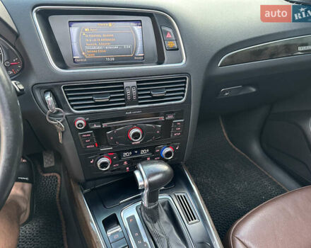 Чорний Ауді Ку 5, об'ємом двигуна 2 л та пробігом 210 тис. км за 13400 $, фото 26 на Automoto.ua