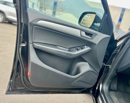 Чорний Ауді Ку 5, об'ємом двигуна 2 л та пробігом 164 тис. км за 15900 $, фото 5 на Automoto.ua