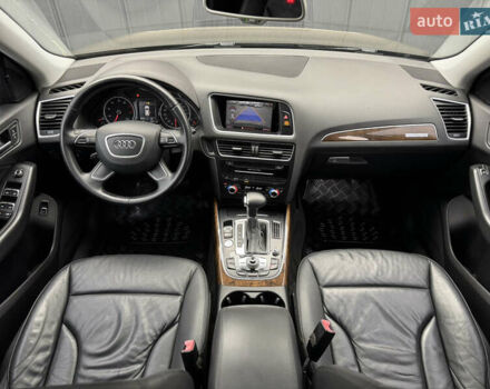 Черный Ауди Ку 5, объемом двигателя 2 л и пробегом 272 тыс. км за 12700 $, фото 1 на Automoto.ua