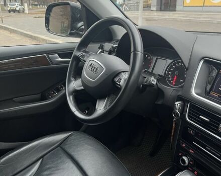 Чорний Ауді Ку 5, об'ємом двигуна 2 л та пробігом 172 тис. км за 14000 $, фото 5 на Automoto.ua