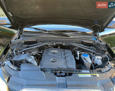 Чорний Ауді Ку 5, об'ємом двигуна 2 л та пробігом 162 тис. км за 14500 $, фото 36 на Automoto.ua