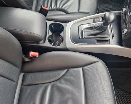 Чорний Ауді Ку 5, об'ємом двигуна 2 л та пробігом 233 тис. км за 14900 $, фото 28 на Automoto.ua