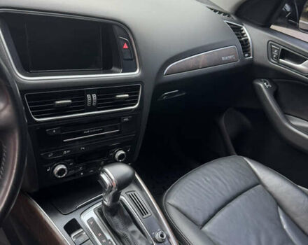 Чорний Ауді Ку 5, об'ємом двигуна 2 л та пробігом 281 тис. км за 15499 $, фото 20 на Automoto.ua