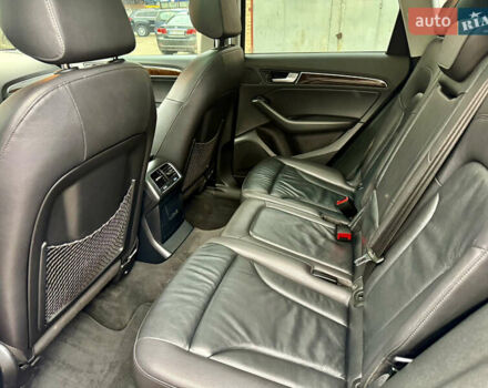 Черный Ауди Ку 5, объемом двигателя 2 л и пробегом 200 тыс. км за 15700 $, фото 14 на Automoto.ua