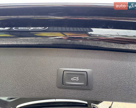 Чорний Ауді Ку 5, об'ємом двигуна 2 л та пробігом 111 тис. км за 16200 $, фото 50 на Automoto.ua