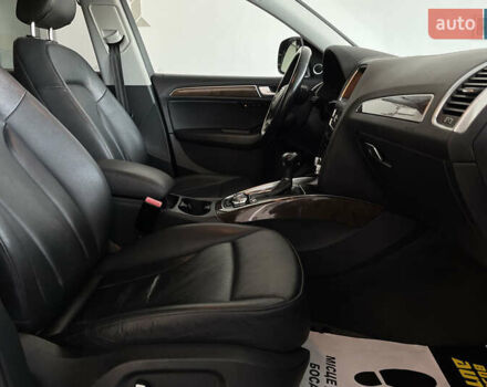 Черный Ауди Ку 5, объемом двигателя 2 л и пробегом 176 тыс. км за 19500 $, фото 9 на Automoto.ua