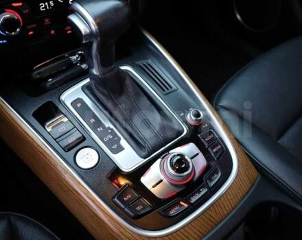 Черный Ауди Ку 5, объемом двигателя 3 л и пробегом 145 тыс. км за 12900 $, фото 12 на Automoto.ua