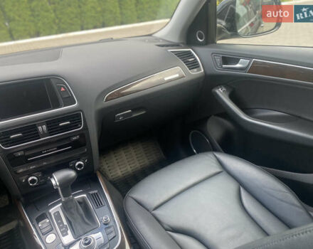 Черный Ауди Ку 5, объемом двигателя 1.98 л и пробегом 208 тыс. км за 14500 $, фото 19 на Automoto.ua