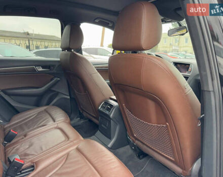 Чорний Ауді Ку 5, об'ємом двигуна 2 л та пробігом 111 тис. км за 16200 $, фото 46 на Automoto.ua