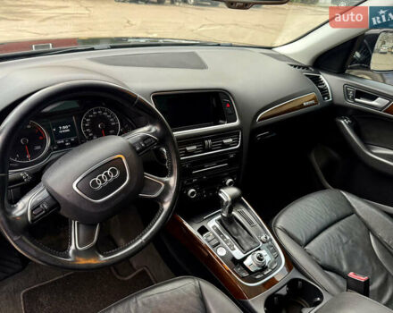 Черный Ауди Ку 5, объемом двигателя 2 л и пробегом 200 тыс. км за 15700 $, фото 13 на Automoto.ua