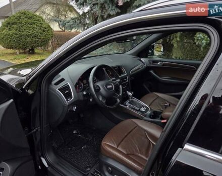 Чорний Ауді Ку 5, об'ємом двигуна 2 л та пробігом 112 тис. км за 15950 $, фото 23 на Automoto.ua