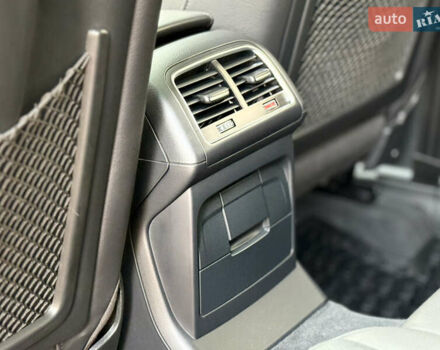 Черный Ауди Ку 5, объемом двигателя 1.97 л и пробегом 236 тыс. км за 13950 $, фото 61 на Automoto.ua