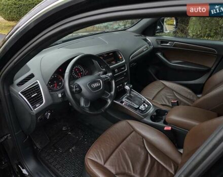 Чорний Ауді Ку 5, об'ємом двигуна 2 л та пробігом 112 тис. км за 15950 $, фото 24 на Automoto.ua
