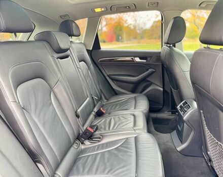 Черный Ауди Ку 5, объемом двигателя 2 л и пробегом 74 тыс. км за 3200 $, фото 12 на Automoto.ua