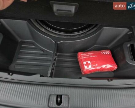 Чорний Ауді Ку 5, об'ємом двигуна 2 л та пробігом 112 тис. км за 15950 $, фото 38 на Automoto.ua