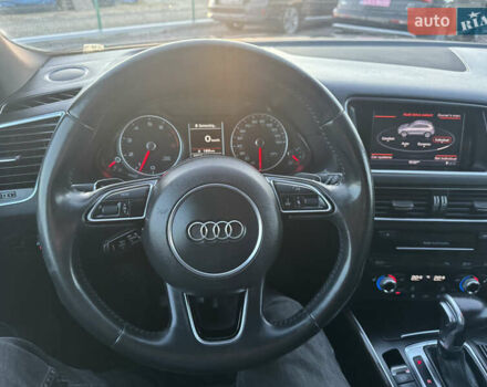 Черный Ауди Ку 5, объемом двигателя 2 л и пробегом 180 тыс. км за 15000 $, фото 25 на Automoto.ua