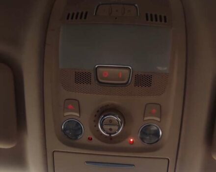 Чорний Ауді Ку 5, об'ємом двигуна 2 л та пробігом 221 тис. км за 16200 $, фото 15 на Automoto.ua