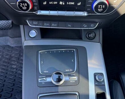 Черный Ауди Ку 5, объемом двигателя 2 л и пробегом 199 тыс. км за 29000 $, фото 51 на Automoto.ua