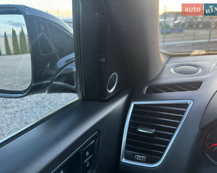 Черный Ауди Ку 5, объемом двигателя 2 л и пробегом 180 тыс. км за 15000 $, фото 26 на Automoto.ua