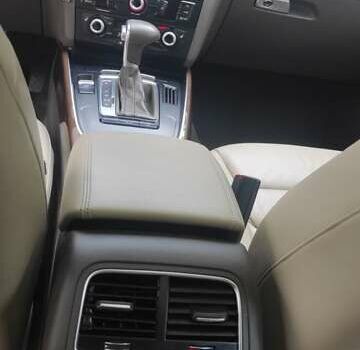 Чорний Ауді Ку 5, об'ємом двигуна 2 л та пробігом 221 тис. км за 16200 $, фото 16 на Automoto.ua