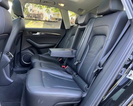 Чорний Ауді Ку 5, об'ємом двигуна 2 л та пробігом 80 тис. км за 7500 $, фото 12 на Automoto.ua