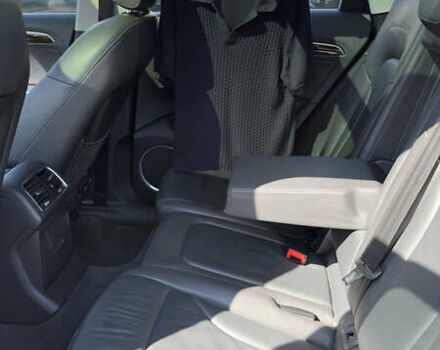 Черный Ауди Ку 5, объемом двигателя 2 л и пробегом 165 тыс. км за 19200 $, фото 11 на Automoto.ua