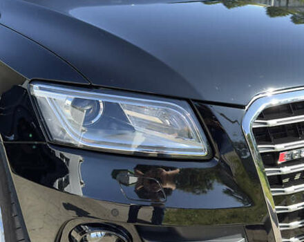 Черный Ауди Ку 5, объемом двигателя 2 л и пробегом 165 тыс. км за 19200 $, фото 2 на Automoto.ua