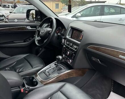 Черный Ауди Ку 5, объемом двигателя 2 л и пробегом 122 тыс. км за 14700 $, фото 15 на Automoto.ua
