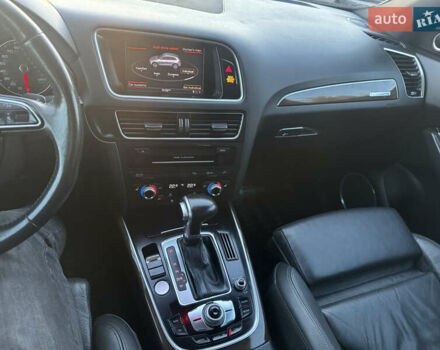 Черный Ауди Ку 5, объемом двигателя 2 л и пробегом 180 тыс. км за 15000 $, фото 28 на Automoto.ua