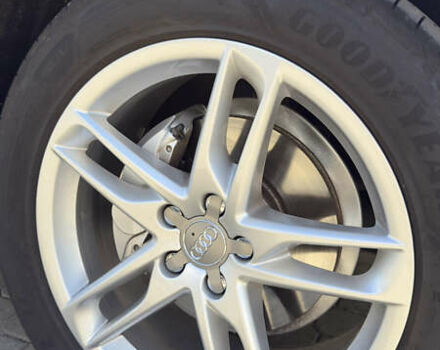 Черный Ауди Ку 5, объемом двигателя 2 л и пробегом 165 тыс. км за 19200 $, фото 6 на Automoto.ua