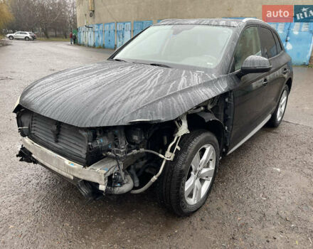 Черный Ауди Ку 5, объемом двигателя 2 л и пробегом 191 тыс. км за 14800 $, фото 5 на Automoto.ua