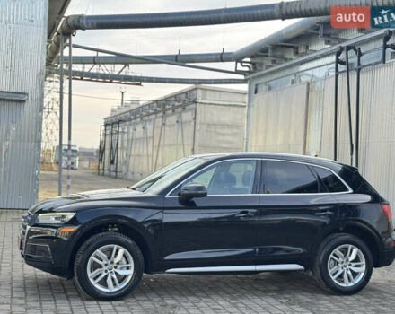 Чорний Ауді Ку 5, об'ємом двигуна 2 л та пробігом 159 тис. км за 20950 $, фото 6 на Automoto.ua