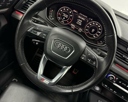 Черный Ауди Ку 5, объемом двигателя 1.98 л и пробегом 105 тыс. км за 26900 $, фото 24 на Automoto.ua