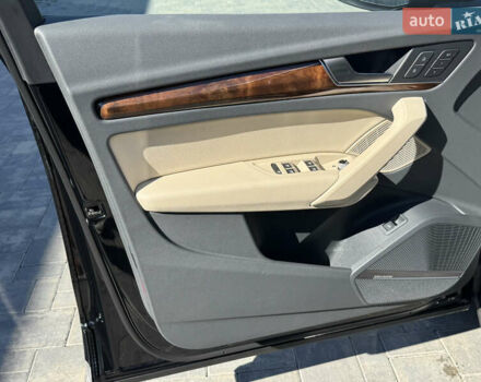 Чорний Ауді Ку 5, об'ємом двигуна 2 л та пробігом 209 тис. км за 21500 $, фото 13 на Automoto.ua