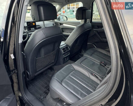 Чорний Ауді Ку 5, об'ємом двигуна 2 л та пробігом 159 тис. км за 17950 $, фото 27 на Automoto.ua