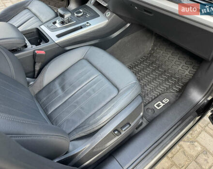 Чорний Ауді Ку 5, об'ємом двигуна 2 л та пробігом 159 тис. км за 20950 $, фото 38 на Automoto.ua