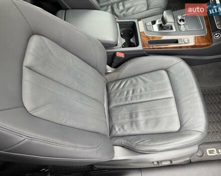 Чорний Ауді Ку 5, об'ємом двигуна 1.98 л та пробігом 160 тис. км за 23000 $, фото 78 на Automoto.ua