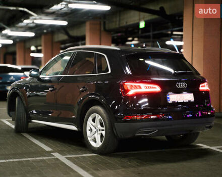 Черный Ауди Ку 5, объемом двигателя 2 л и пробегом 97 тыс. км за 25500 $, фото 6 на Automoto.ua