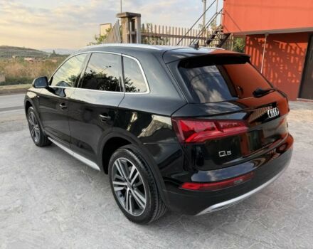 Ауди Ку 5 2017 в Кривом Роге на Automoto.ua Черный Ауди Ку 5, объемом двигателя 2 л и пробегом 63 тыс. км за 12000 $, фото 3 на Automoto.ua