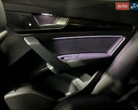 Чорний Ауді Ку 5, об'ємом двигуна 2 л та пробігом 111 тис. км за 23500 $, фото 42 на Automoto.ua