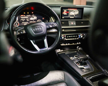 Черный Ауди Ку 5, объемом двигателя 2 л и пробегом 97 тыс. км за 25500 $, фото 13 на Automoto.ua