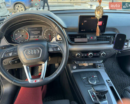 Черный Ауди Ку 5, объемом двигателя 1.97 л и пробегом 250 тыс. км за 26500 $, фото 8 на Automoto.ua