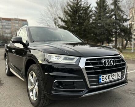 Черный Ауди Ку 5, объемом двигателя 1.97 л и пробегом 245 тыс. км за 26600 $, фото 3 на Automoto.ua