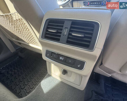 Чорний Ауді Ку 5, об'ємом двигуна 2 л та пробігом 209 тис. км за 21500 $, фото 11 на Automoto.ua