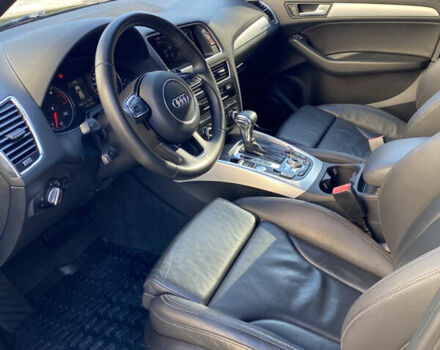 Чорний Ауді Ку 5, об'ємом двигуна 2 л та пробігом 176 тис. км за 19550 $, фото 27 на Automoto.ua