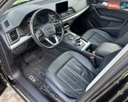 Чорний Ауді Ку 5, об'ємом двигуна 2 л та пробігом 159 тис. км за 20950 $, фото 27 на Automoto.ua